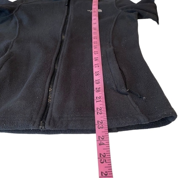 The North Face Women’s black fleece full front zip jacket - Picture 9 of 10